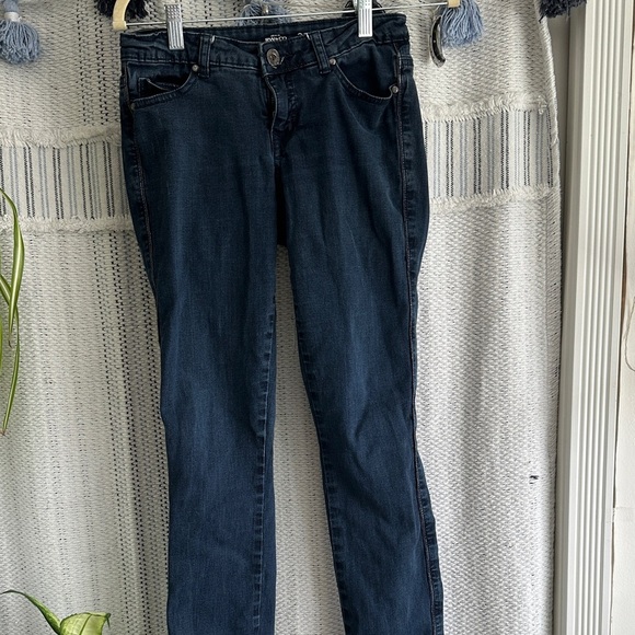 RW&CO. Women's Dark Blue Skinny Jeans - Picture 1 of 10